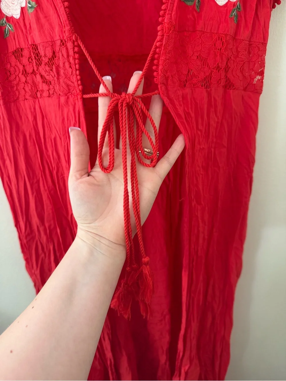 Floral Embroidered Red Maxi Duster Summer Kimono w/ Tie Front Size Lg Forever 21 - Picture 6 of 12